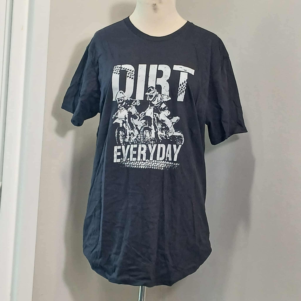#38 Graphic T-Shirt - Black